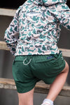 OUTRIGGER PERFORMANCE SHORT - SMOKE PINE GREEN
