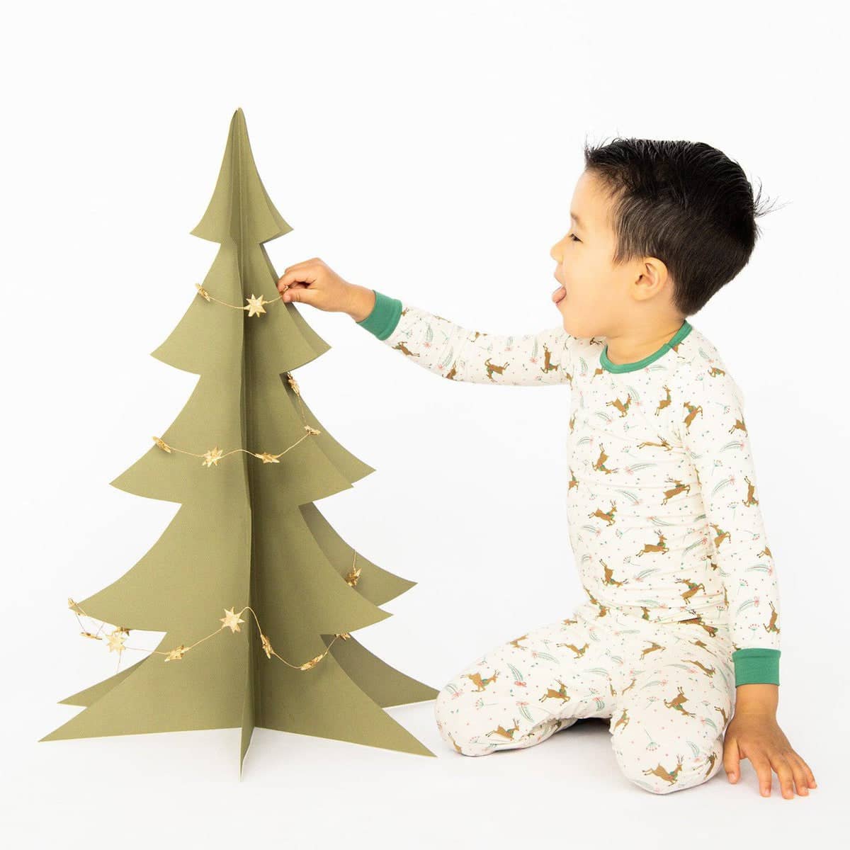 MERRY AND BRIGHT MODAL MAGNETIC NO DRAMA PAJAMA SET