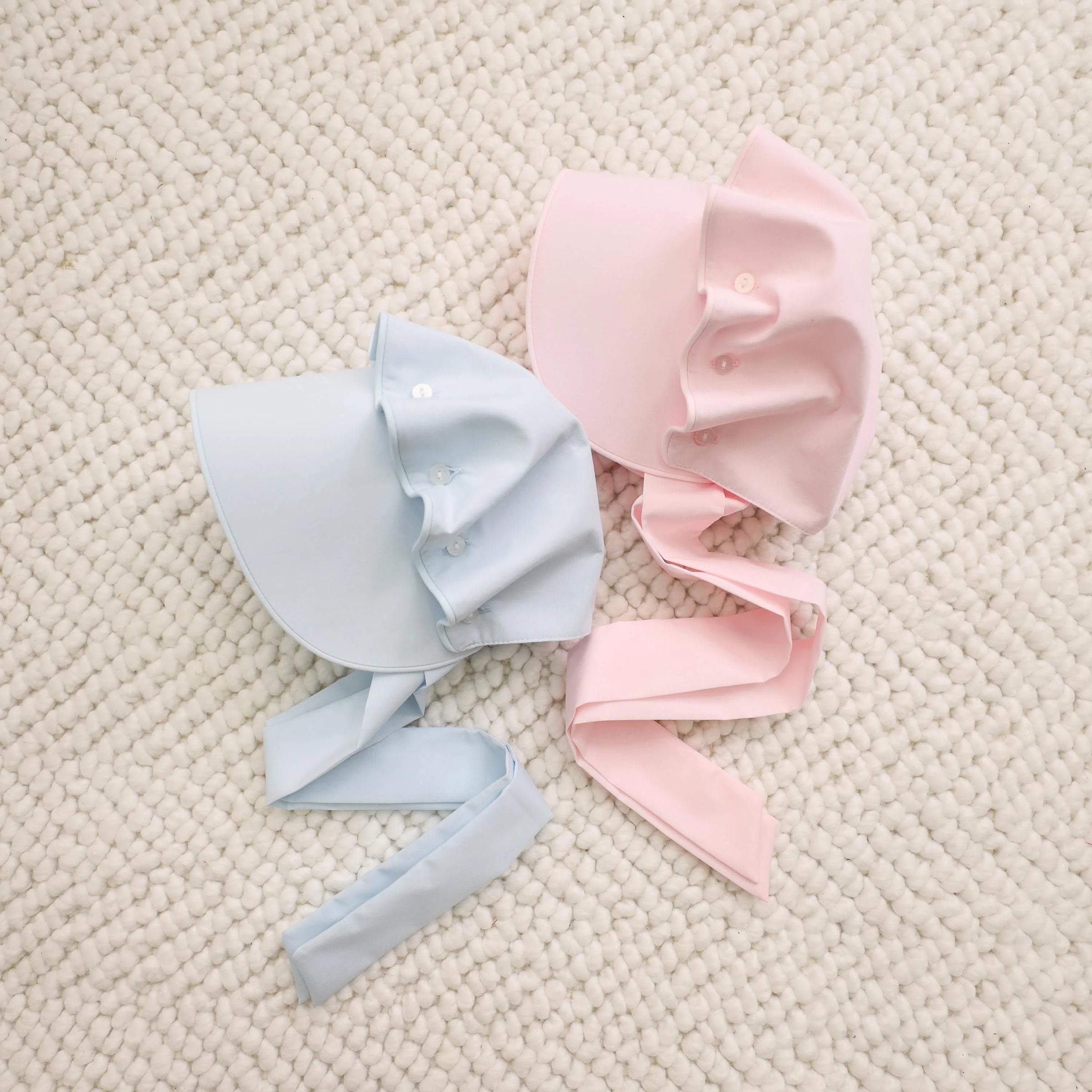 PINK BONNET
