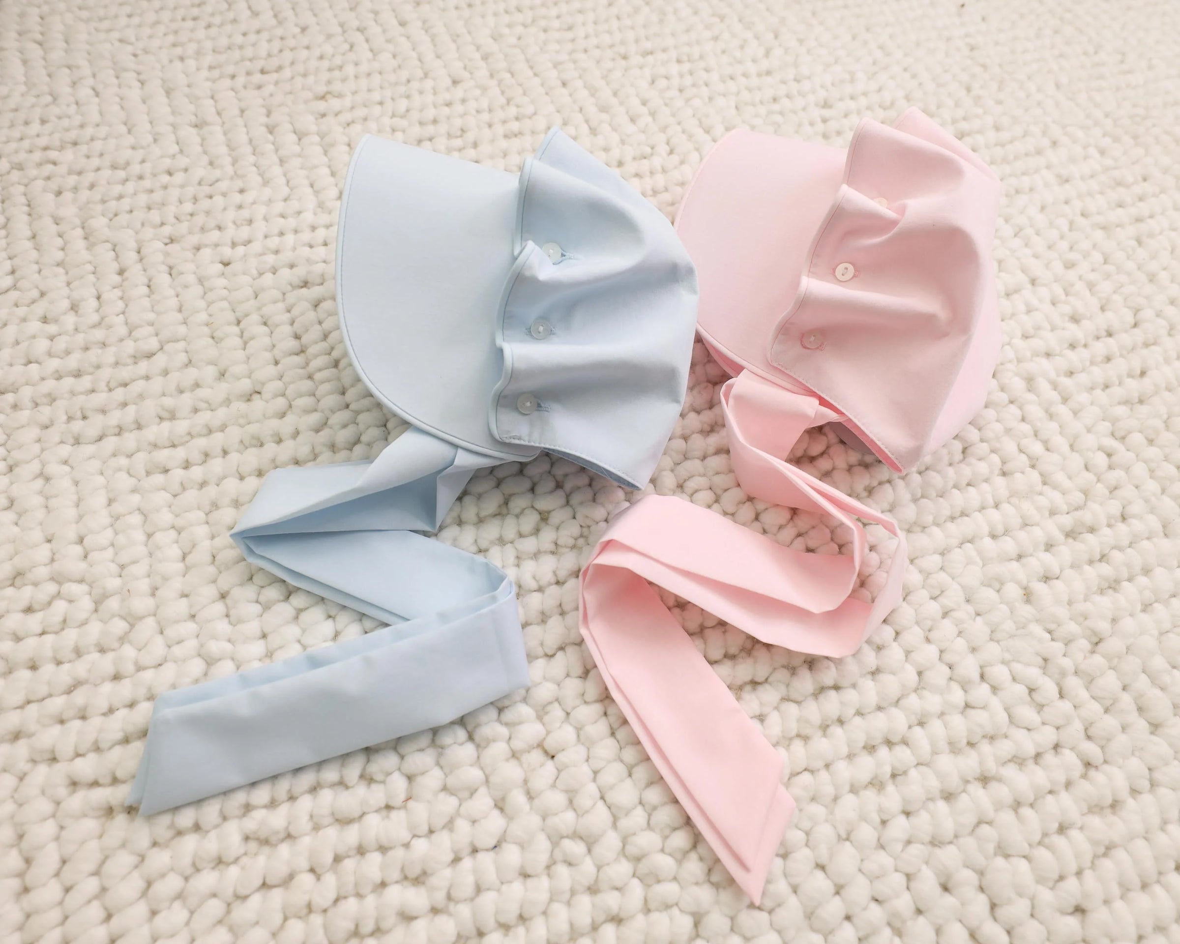 PINK BONNET