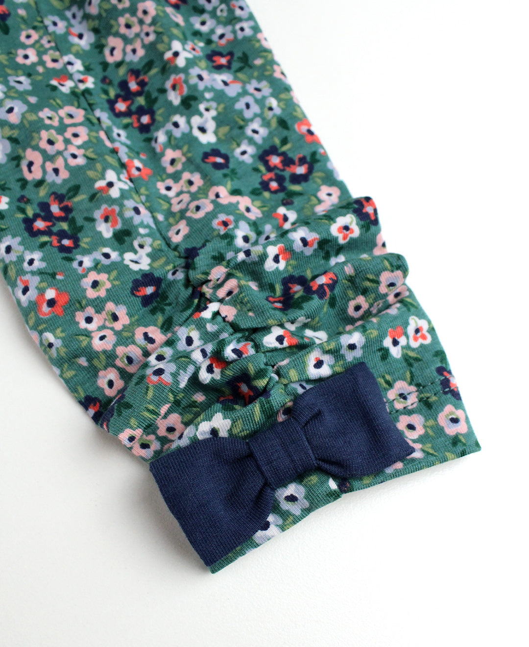 GIRLS RUCHED BOW LEGGINGS MAJESTIC MEADOW