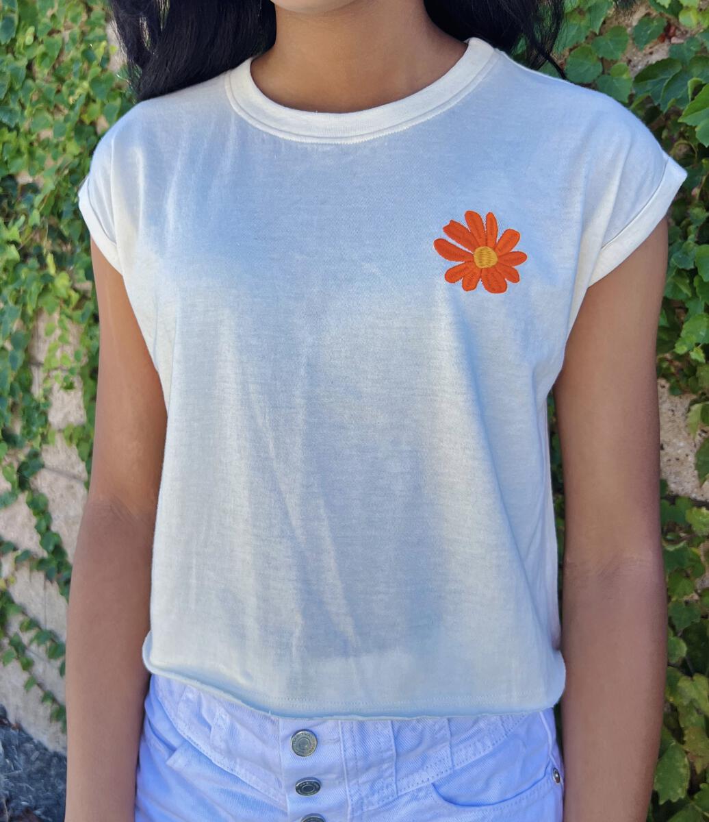 TWEEN HAVE MORE FUN FLORAL FRONT BACK GRAPHIC TEE