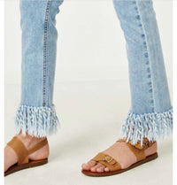 TWEEN CROPPED DISTRESSED JEANS