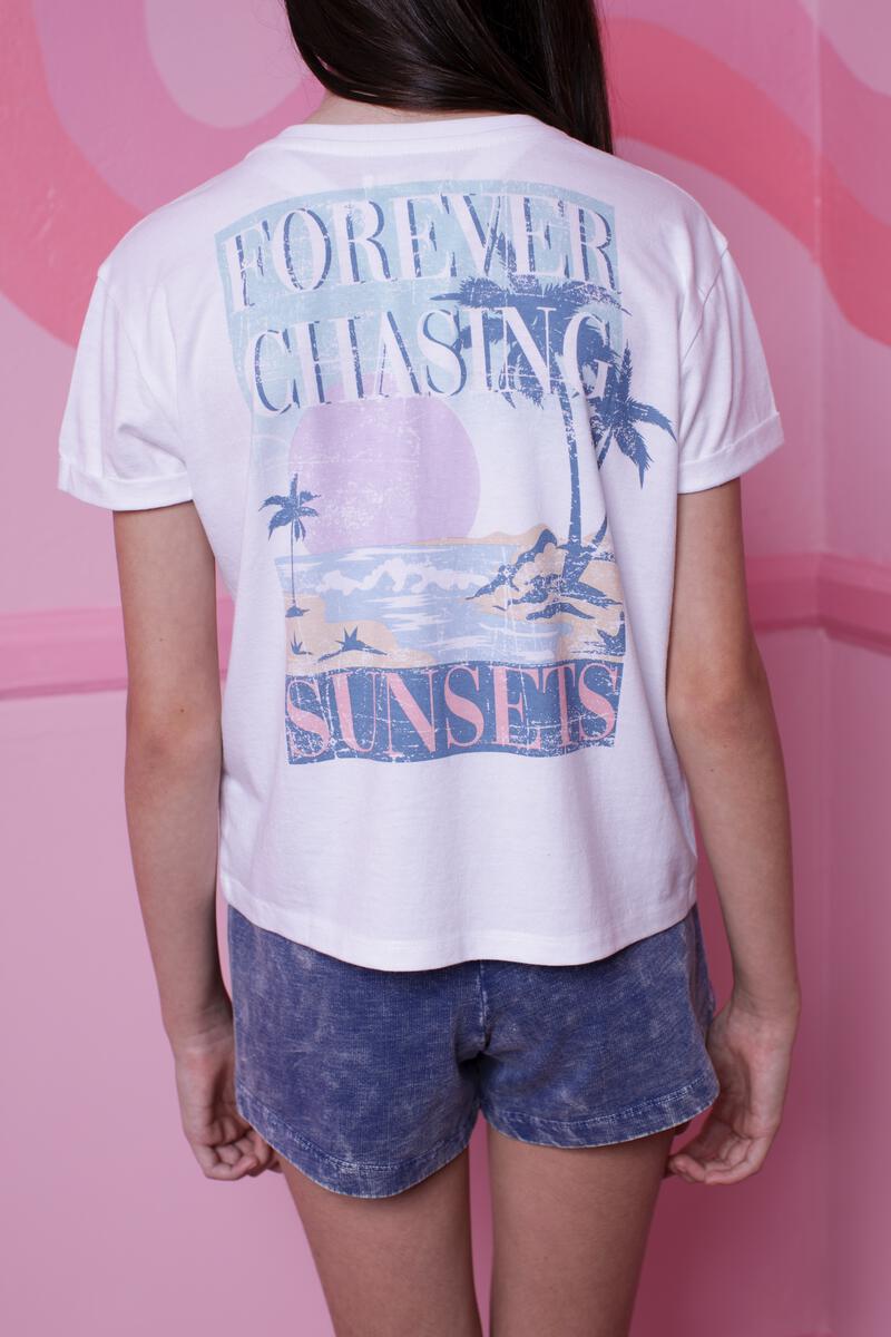 TWEEN SUNSET CHASE FRONT BACK EMBROIDERED SLEEVE GRAPHIC TEE