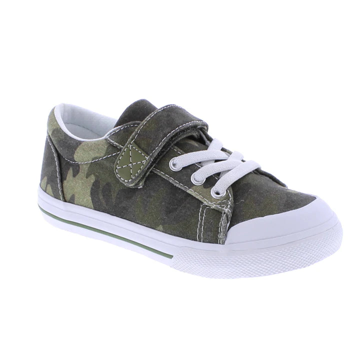 JORDAN CANVAS TENNIS SHOE