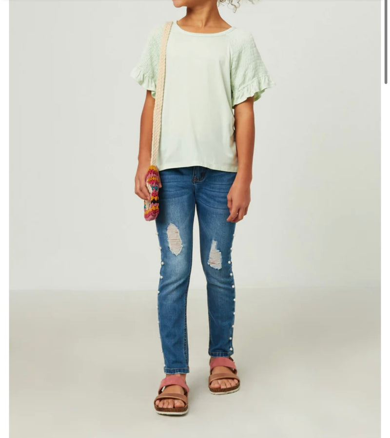 RUFFLE SHOULDER KNIT TEE